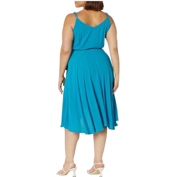 CITY CHIC Women’s Elegant Blue Wrap Dress - Picture 2 of 14
